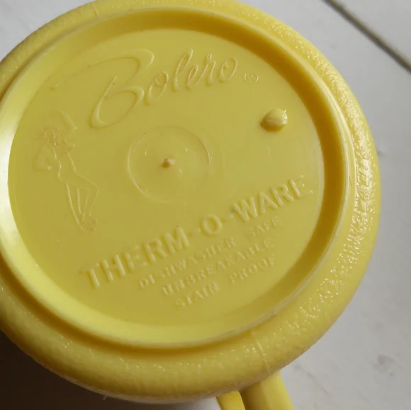 Vintage Therm-o-ware unbreakable cups. - Picture 2 of 14